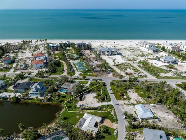 327 Palm Lake DR, SANIBEL, FL 33957