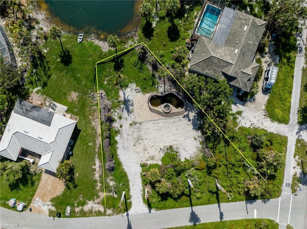 327 Palm Lake Dr, Sanibel, FL 33957 Photo