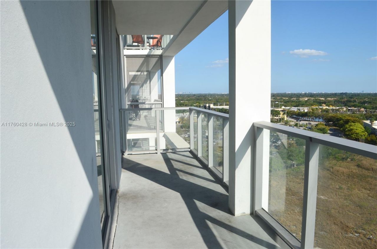 2000 Metropica Way, Unit 1206, Sunrise, FL 33323 Photo