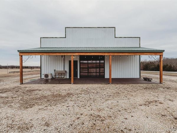 15906 Private Road 470, Vichy, MO 65580