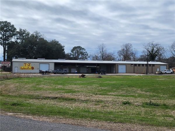 5606 GENE BALL Drive, Alexandria, LA 71302