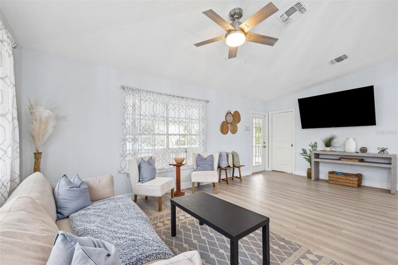 311 Poinsettia Road, Anna Maria, FL 34216 Photo