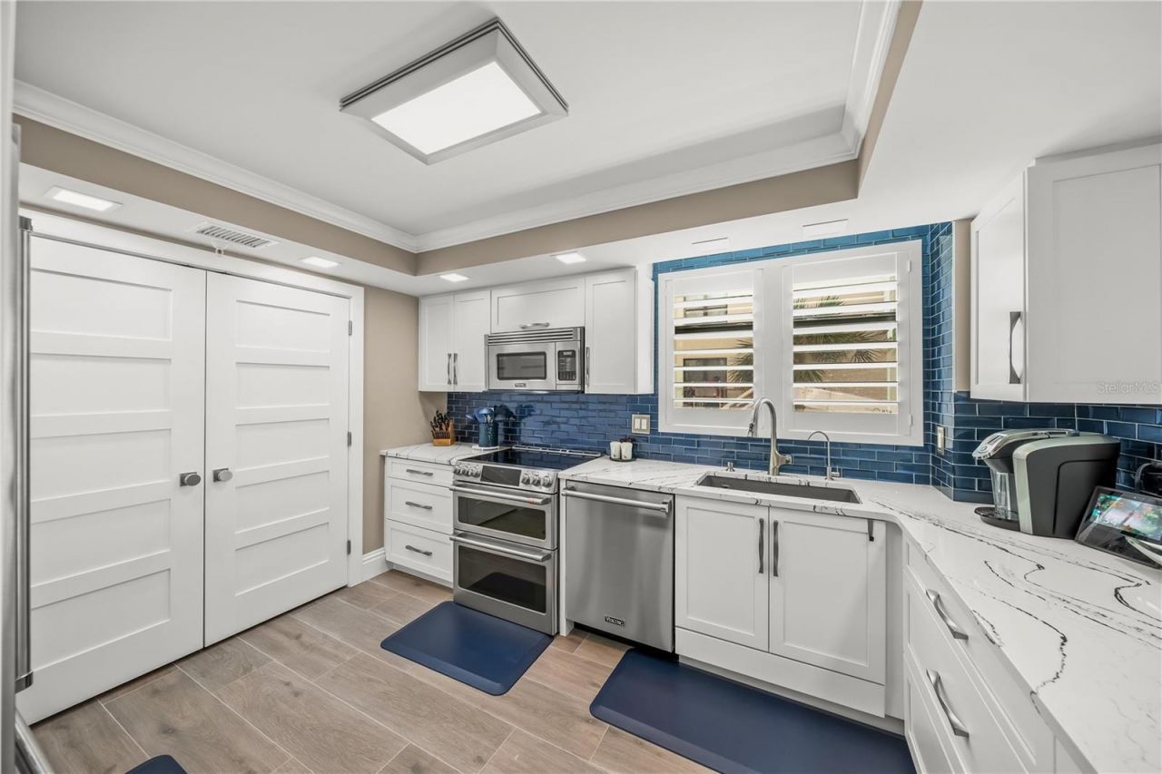 101 Sunset Drive, Unit 103, Sarasota, FL 34236 Photo