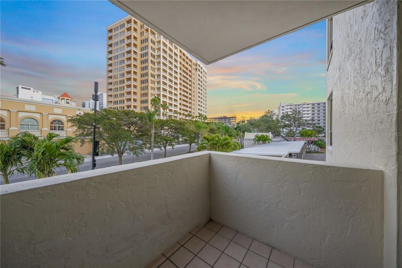 101 Sunset Drive, Unit 103, Sarasota, FL 34236 Photo