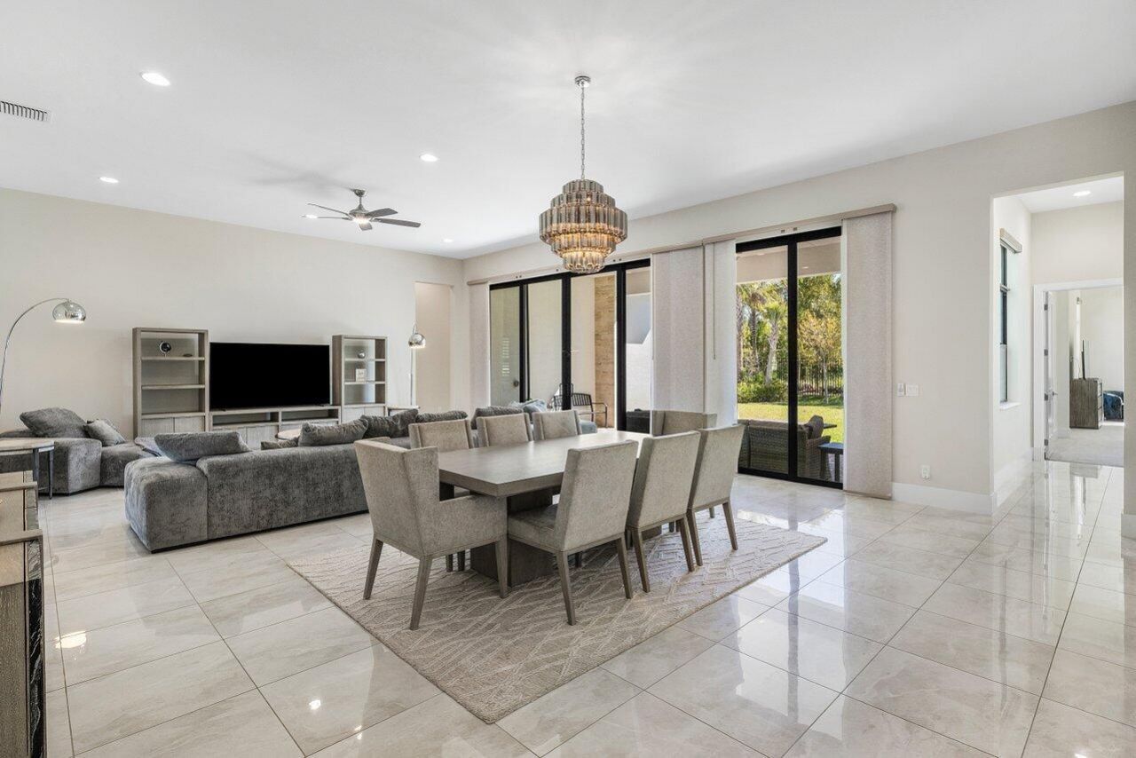 9232 Coral Isles Circle, Palm Beach Gardens, FL 33412 Photo