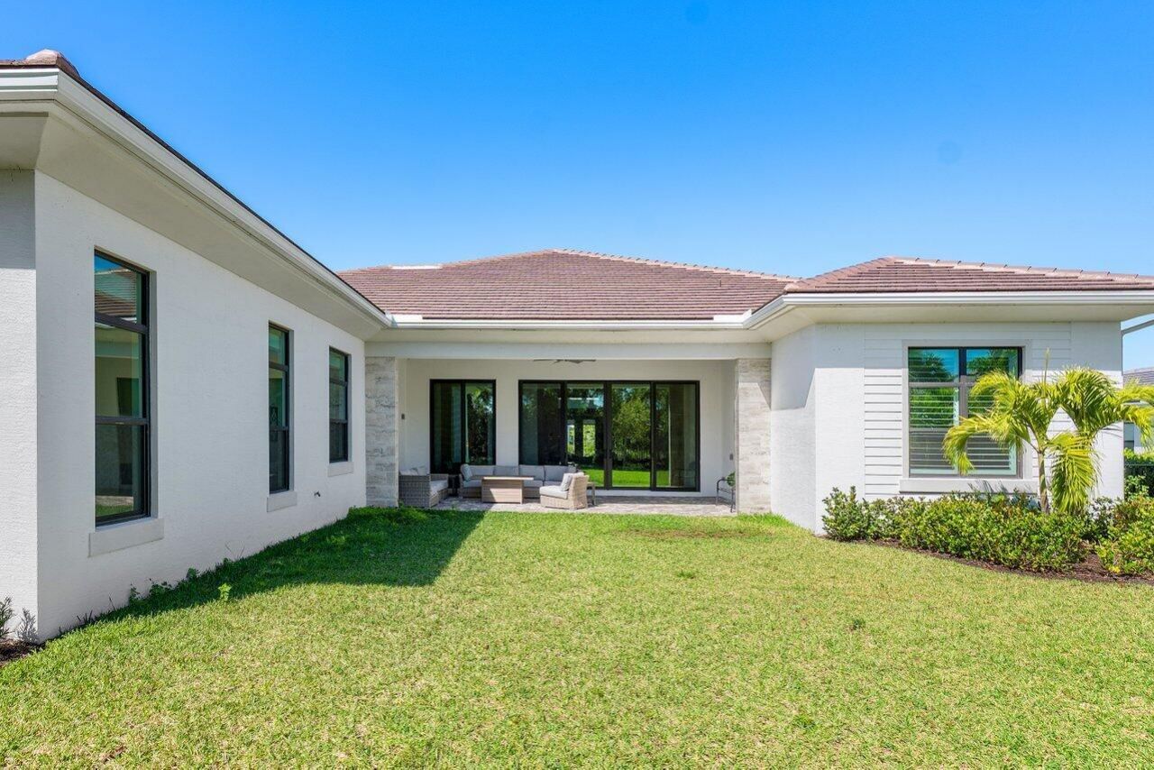 9232 Coral Isles Circle, Palm Beach Gardens, FL 33412 Photo