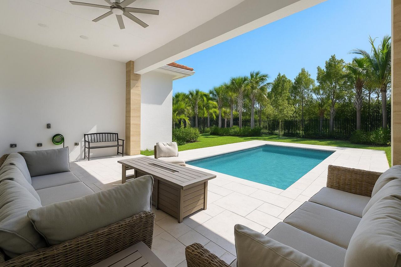 9232 Coral Isles Circle, Palm Beach Gardens, FL 33412 Photo