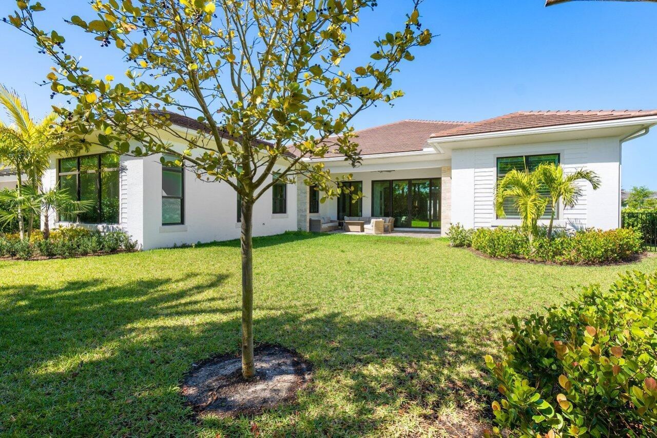 9232 Coral Isles Circle, Palm Beach Gardens, FL 33412 Photo