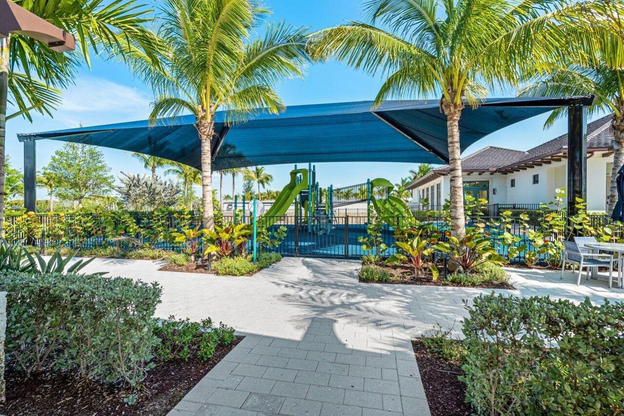 9232 Coral Isles Circle, Palm Beach Gardens, FL 33412 Photo