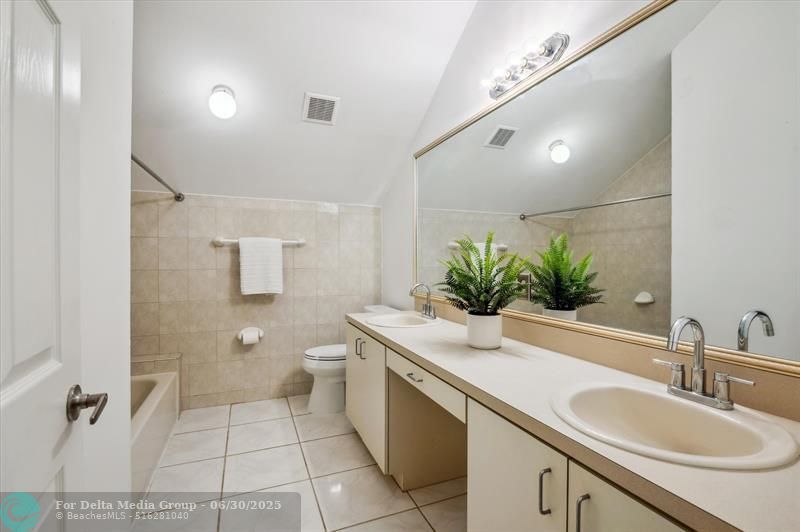 12100 NW 27th Ct, Plantation, FL 33323 Photo