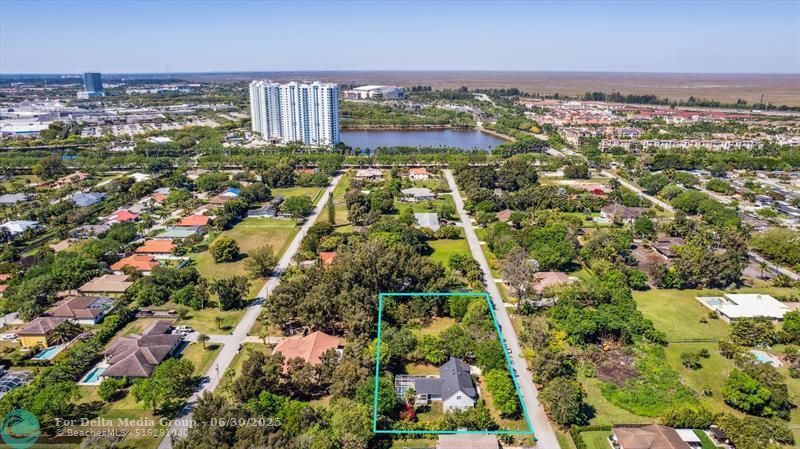 12100 NW 27th Ct, Plantation, FL 33323 Photo