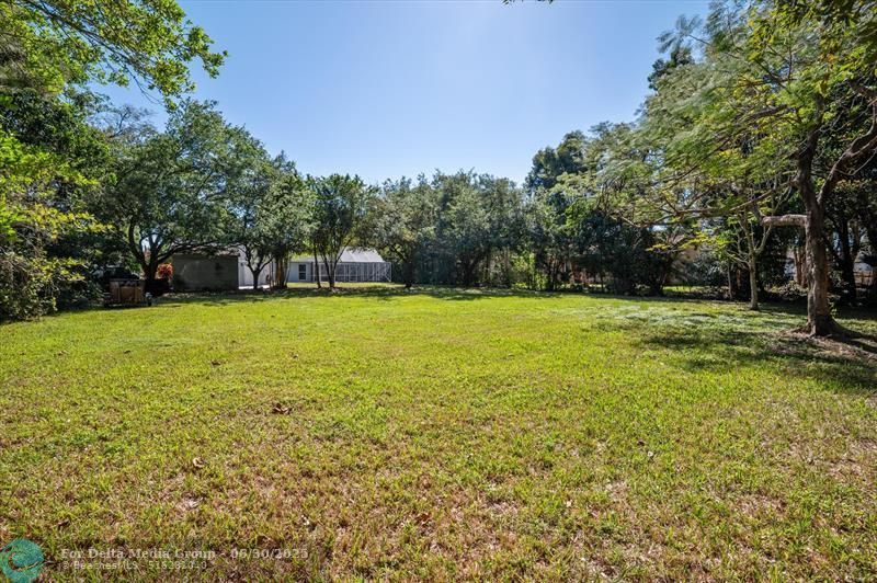 12100 NW 27th Ct, Plantation, FL 33323 Photo