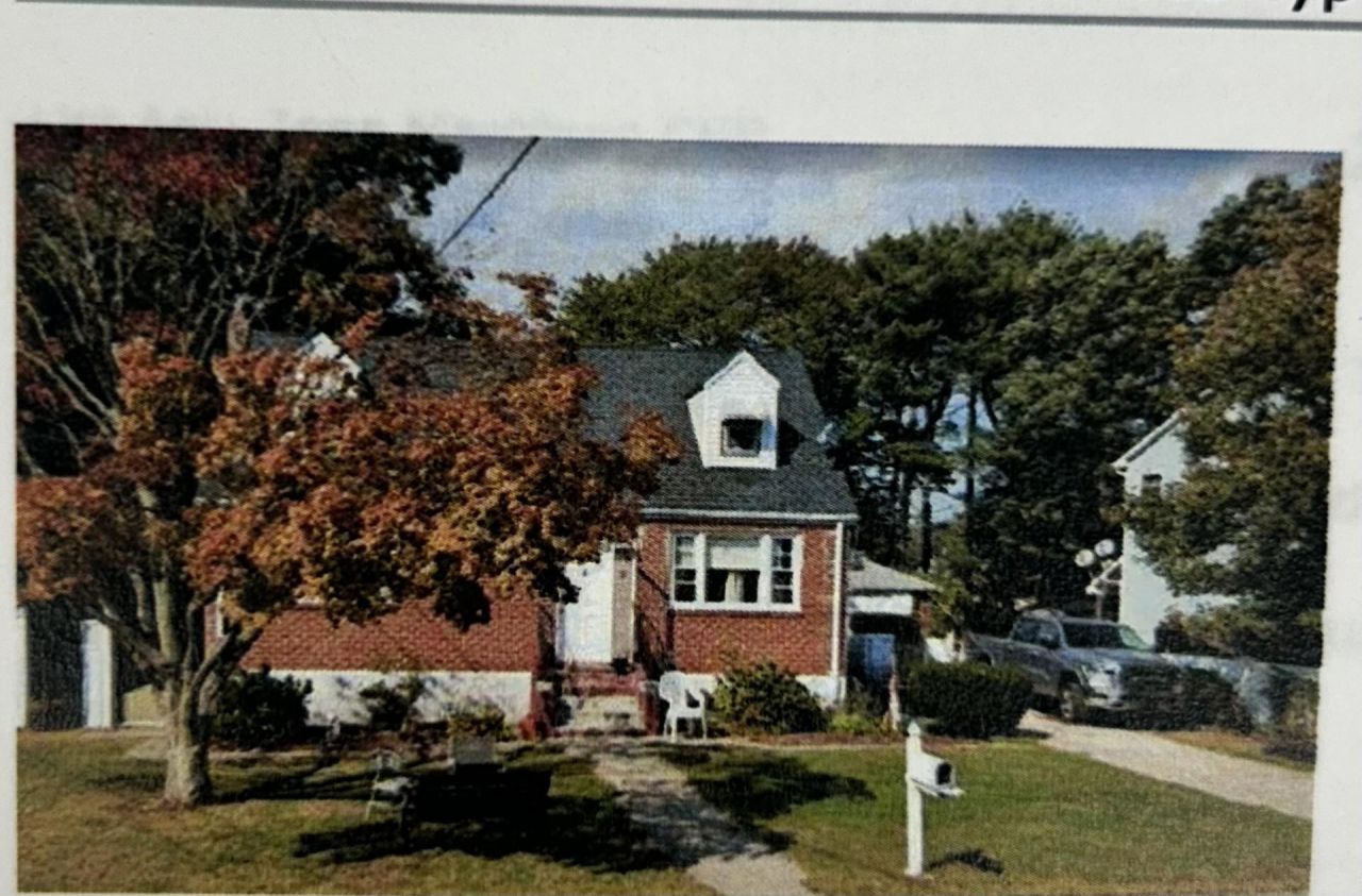 117 Suffolk Avenue, Brentwood, NY 11717 Main Photo