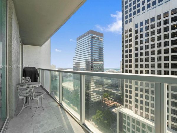500 Brickell Ave, Unit 2510, Miami, FL 33131