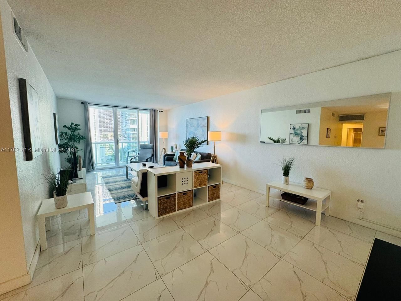 3901 S Ocean Dr, Unit 10G, Hollywood, FL 33019 Photo