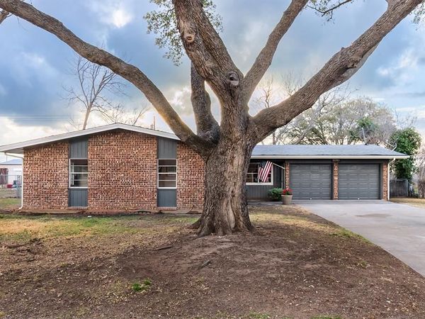 2016 China, Brady, TX 76825