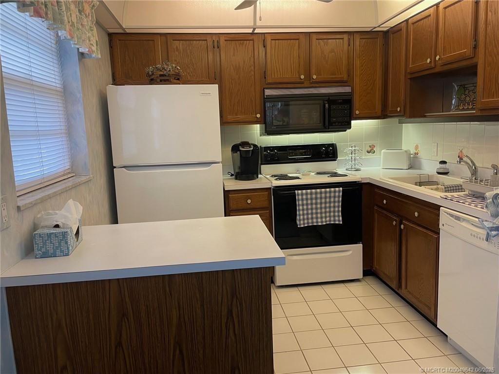 1225 NW 21st Street, Unit 35-3509, Stuart, FL 34994 Photo