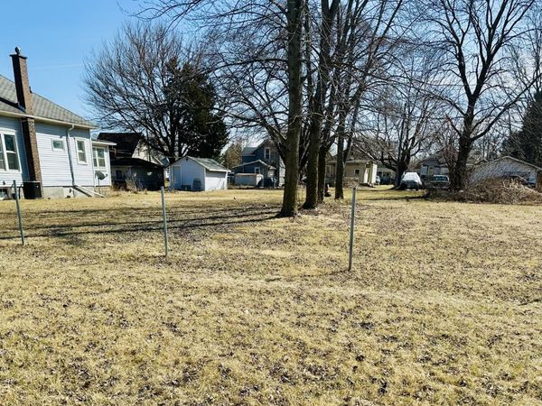 1007 E Bridge Street, Streator, IL 61364