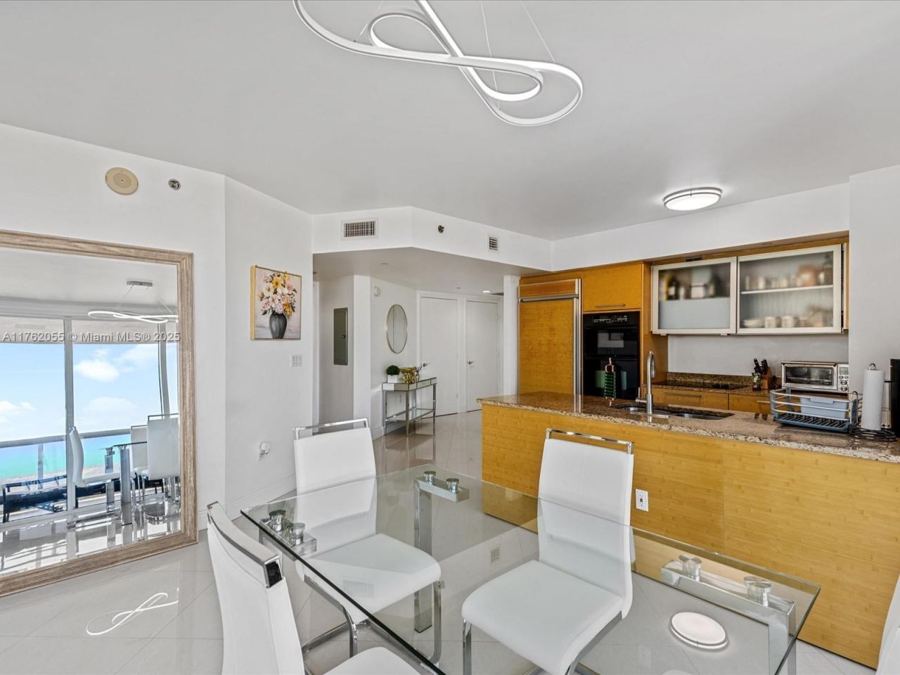 1830 S Ocean Dr, Unit 4508, Hallandale Beach, FL 33009 Photo