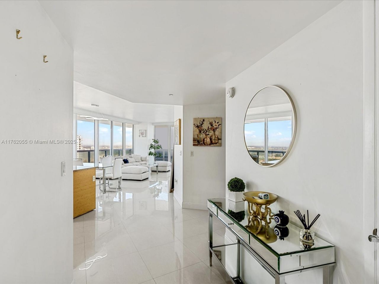 1830 S Ocean Dr, Unit 4508, Hallandale Beach, FL 33009 Photo