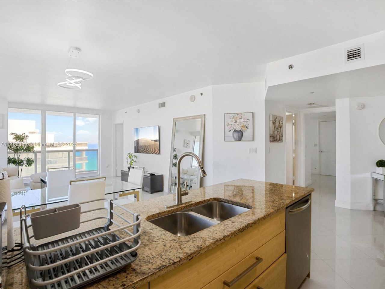 1830 S Ocean Dr, Unit 4508, Hallandale Beach, FL 33009 Photo