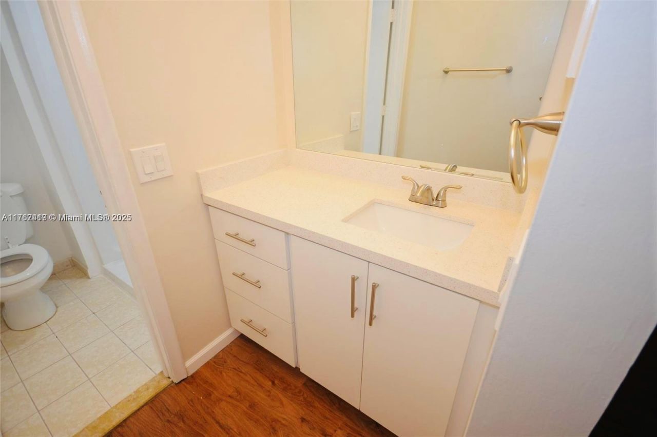 5100 SW 64th Ave, Unit 101, Davie, FL 33314 Photo