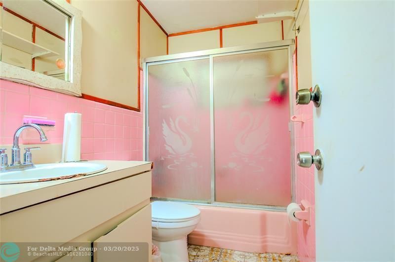 17800 NW 8th Avenue, Miami, FL 33169 Photo