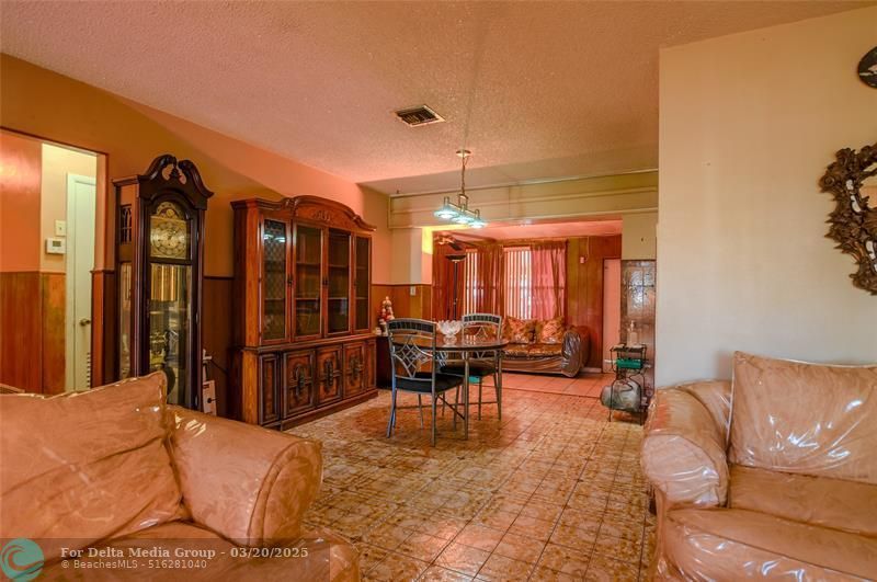 17800 NW 8th Avenue, Miami, FL 33169 Photo