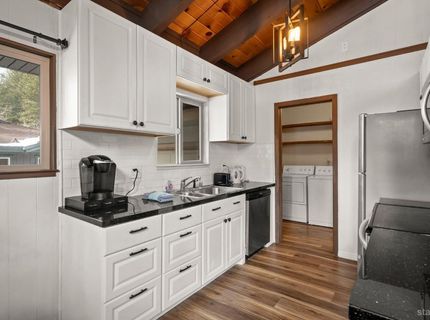 1431 Vanderhoof Road, South Lake Tahoe, CA 96150 Photo