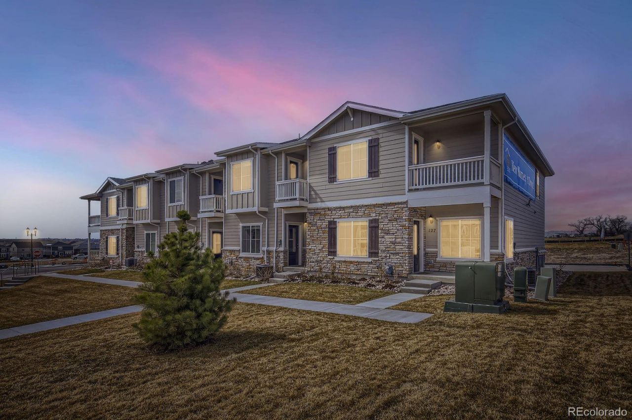 143 Robin Road, Johnstown, CO 80534 Main Photo