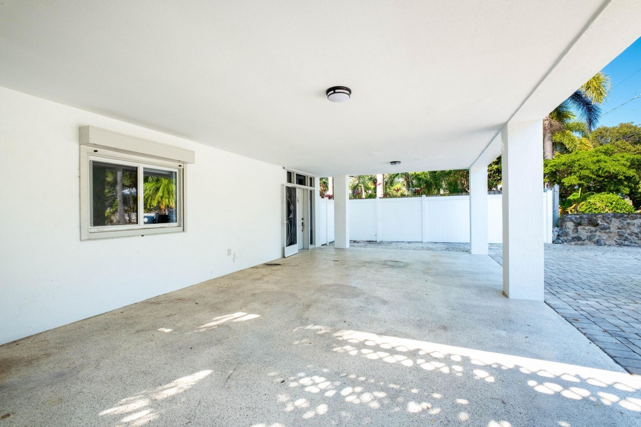 282 S Coconut Palm Boulevard, Tavernier, FL 33070 Photo