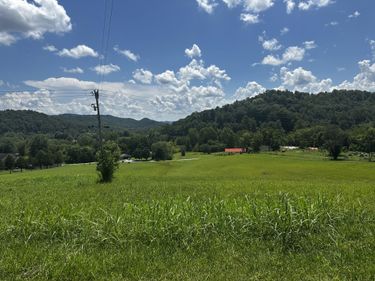 9999 Old Farm Rd. Road, Cannon, KY 40923