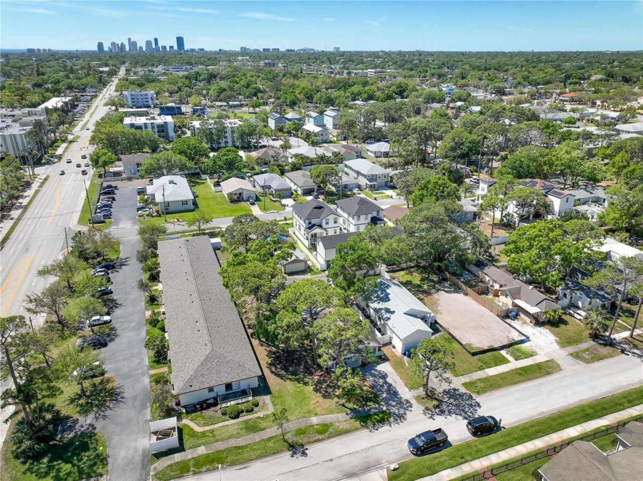 134 49th Avenue N, Saint Petersburg, FL 33703 Photo