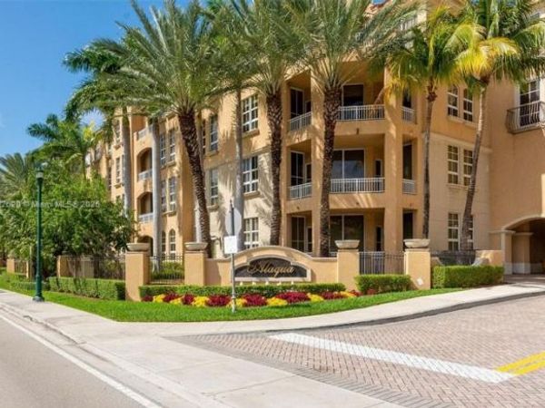 3001 NE 185th St, Unit 431, Aventura, FL 33180