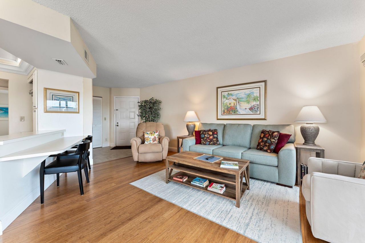 1605 S Us Highway 1, Unit B406, Jupiter, FL 33477 Photo