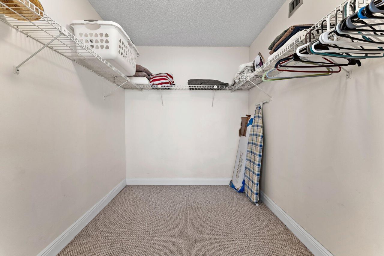 1605 S Us Highway 1, Unit B406, Jupiter, FL 33477 Photo