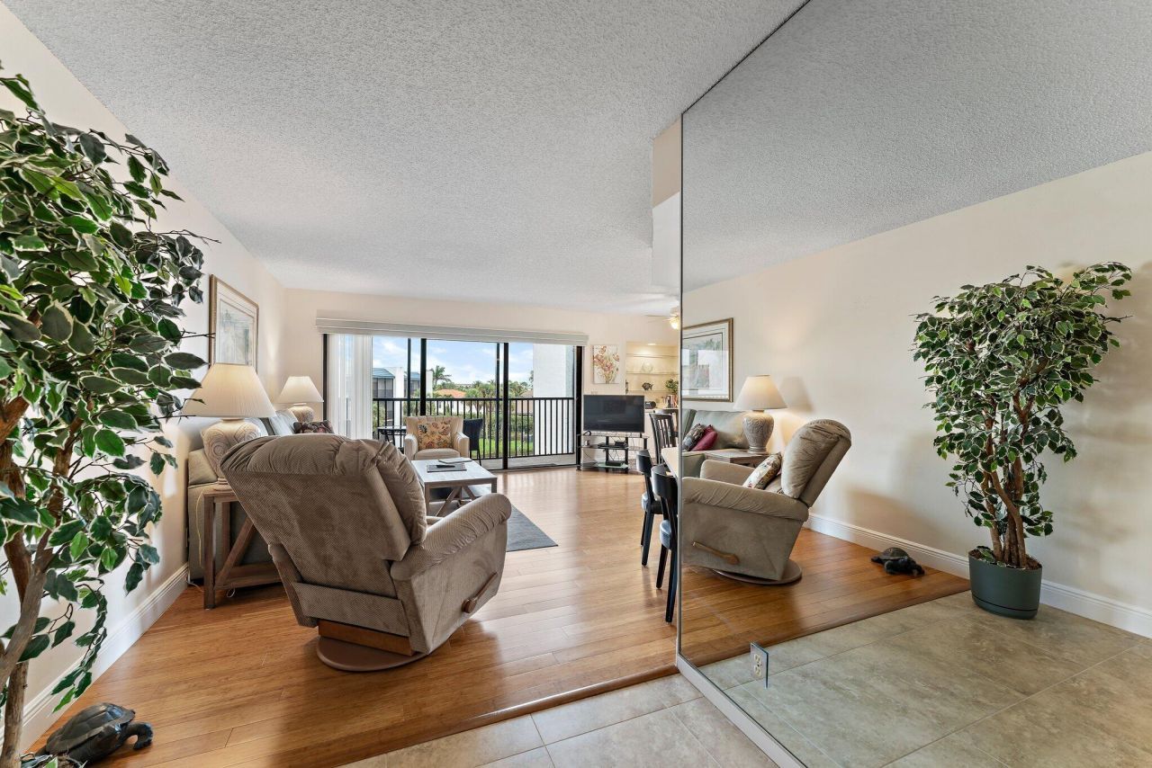 1605 S Us Highway 1, Unit B406, Jupiter, FL 33477 Photo