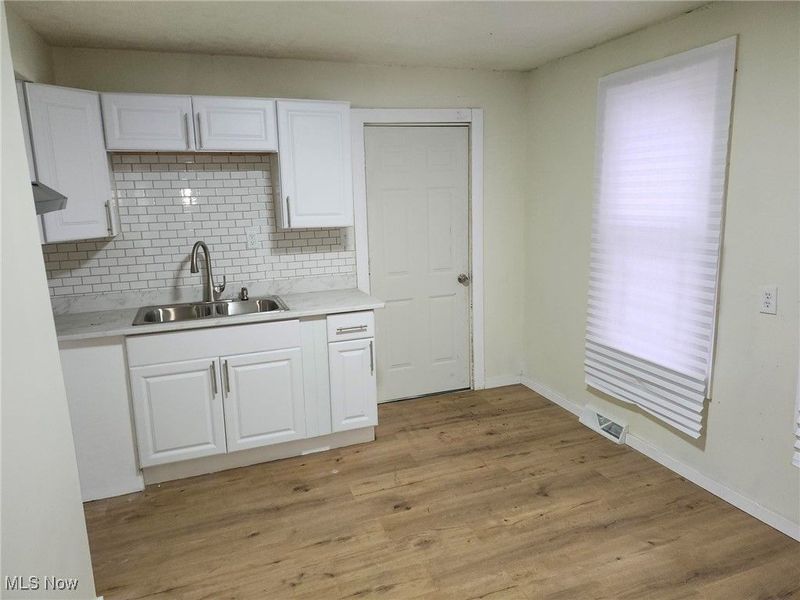 2288 E 95th Street, Cleveland, OH 44106 Photo 10