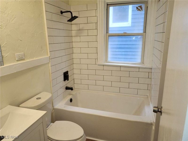 2288 E 95th Street, Cleveland, OH 44106 Photo 21