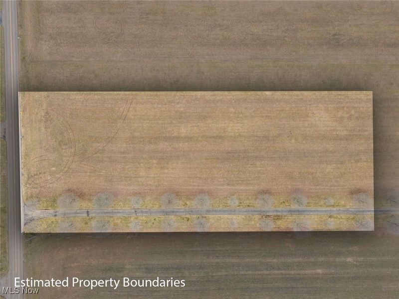 8038 Avalon Road NW, Malvern, OH 44644 Photo 3