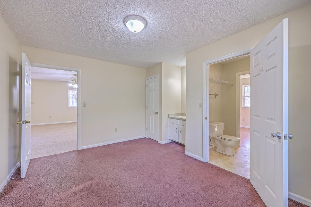 106 Mayrant Street Photo 25