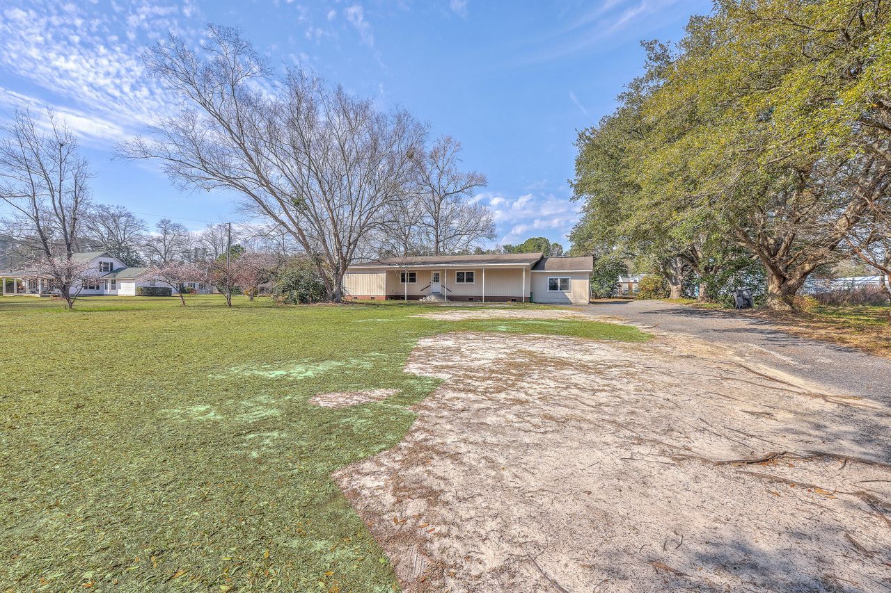 106 Mayrant Street Photo 34