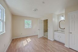 106 Mayrant Street photo 4