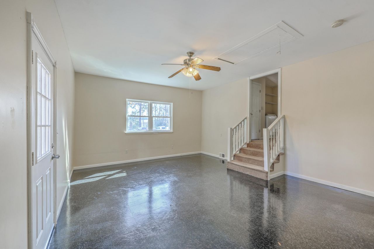 106 Mayrant Street Photo 7