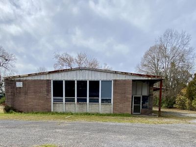 106 South Morgan Ave., Andrews, SC 29510