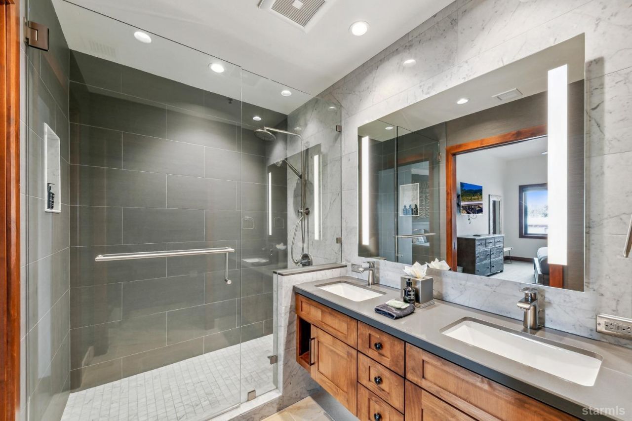 4101 Lake Tahoe Boulevard, Unit 213, South Lake Tahoe, CA 96150 Photo