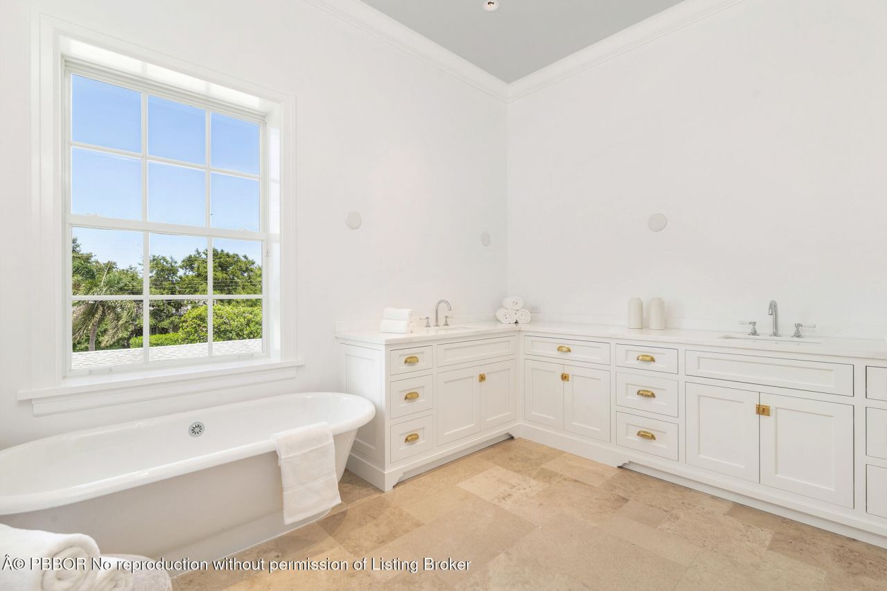 205 Gray Street, West Palm Beach, FL 33405 Photo