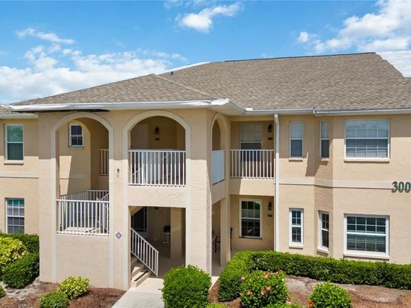 5800 SABAL TRACE DRIVE, Unit 301, NORTH PORT, FL 34287