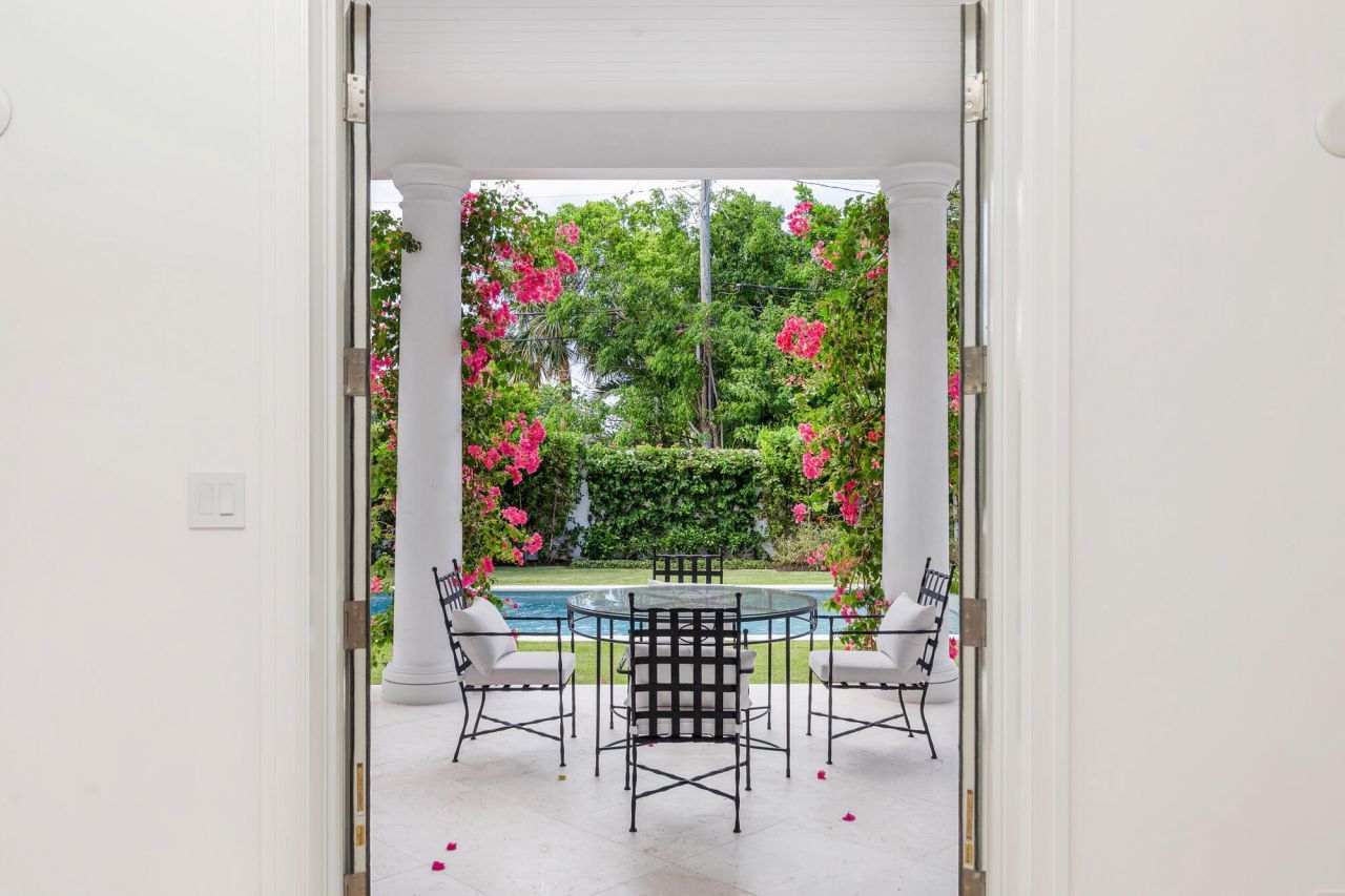 205 Gray Street, West Palm Beach, FL 33405 Photo