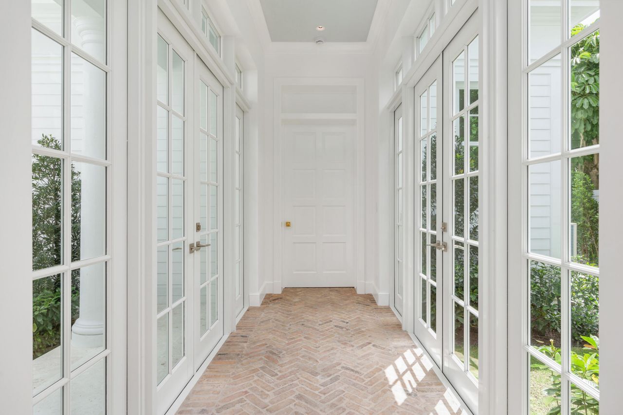 205 Gray Street, West Palm Beach, FL 33405 Photo